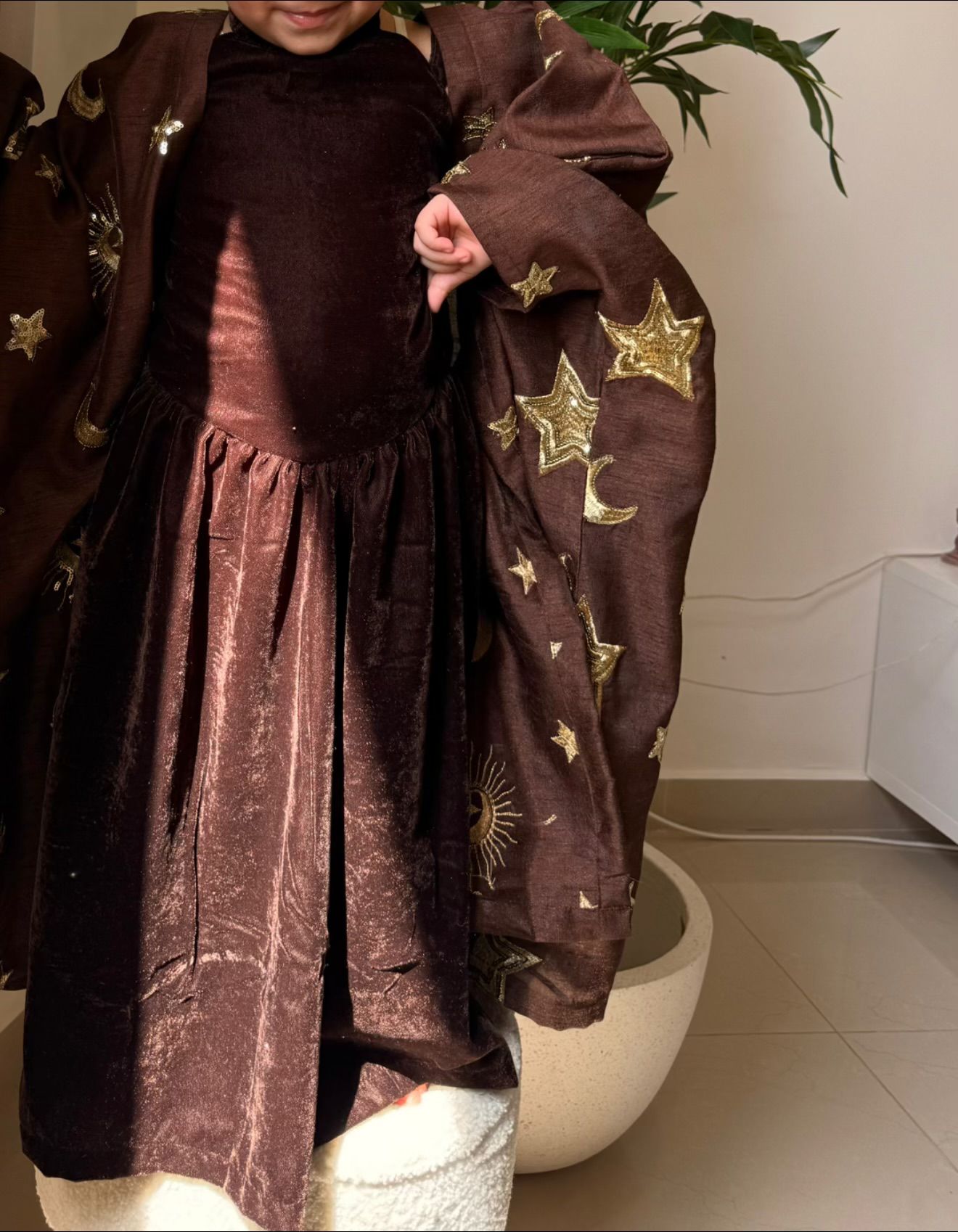 Velvet bisht